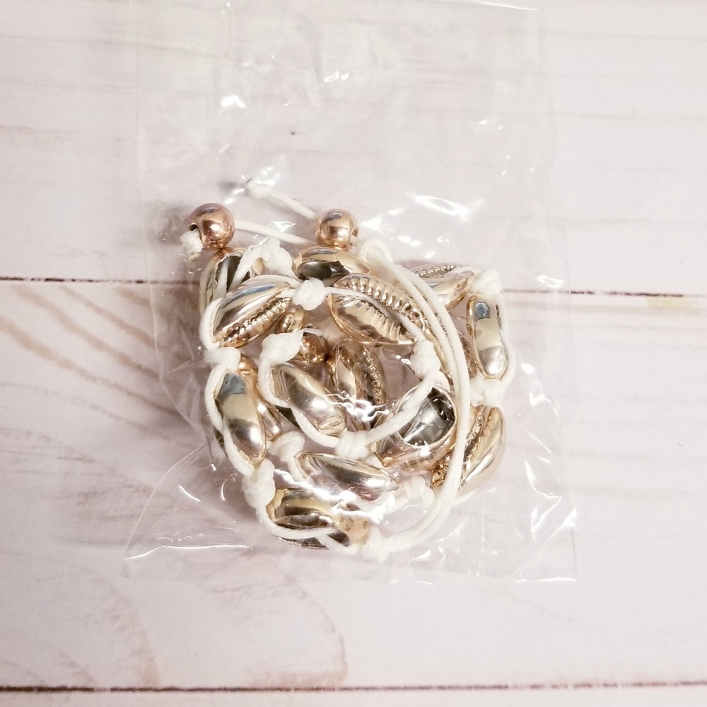 BTQ Rose Gold Cowrie Shell Necklace - Picture 3 of 3